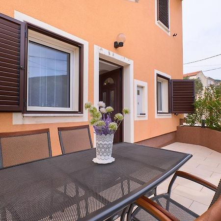Apartmani Tanja Martinscica  Ngoại thất bức ảnh