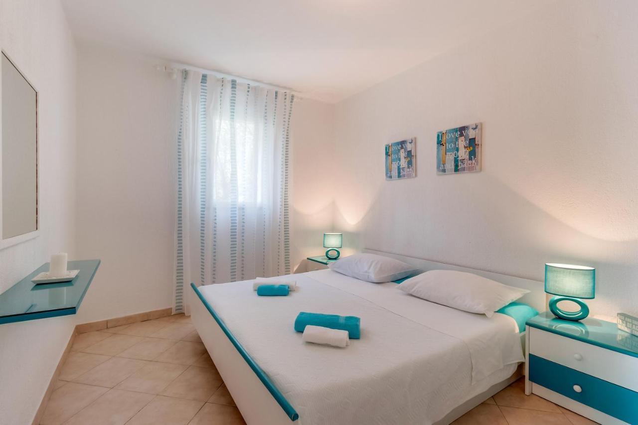 Apartmani Tanja Martinscica  Ngoại thất bức ảnh